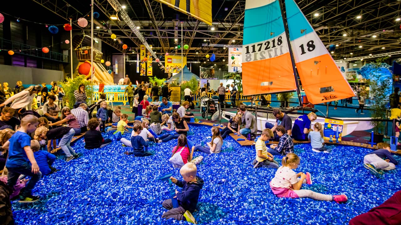 Dino Jaarbeurs Utrecht 2021 Millions Of Lego Blocks Dinosaurs And More Autumn Holiday Tips Teller Report