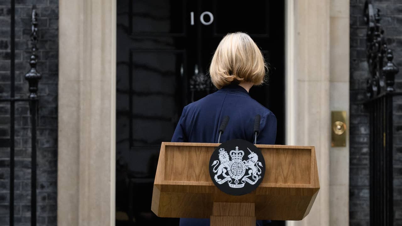 Possible successors Truss: Will Boris Johnson make an unexpectedly quick comeback?  |  Abroad