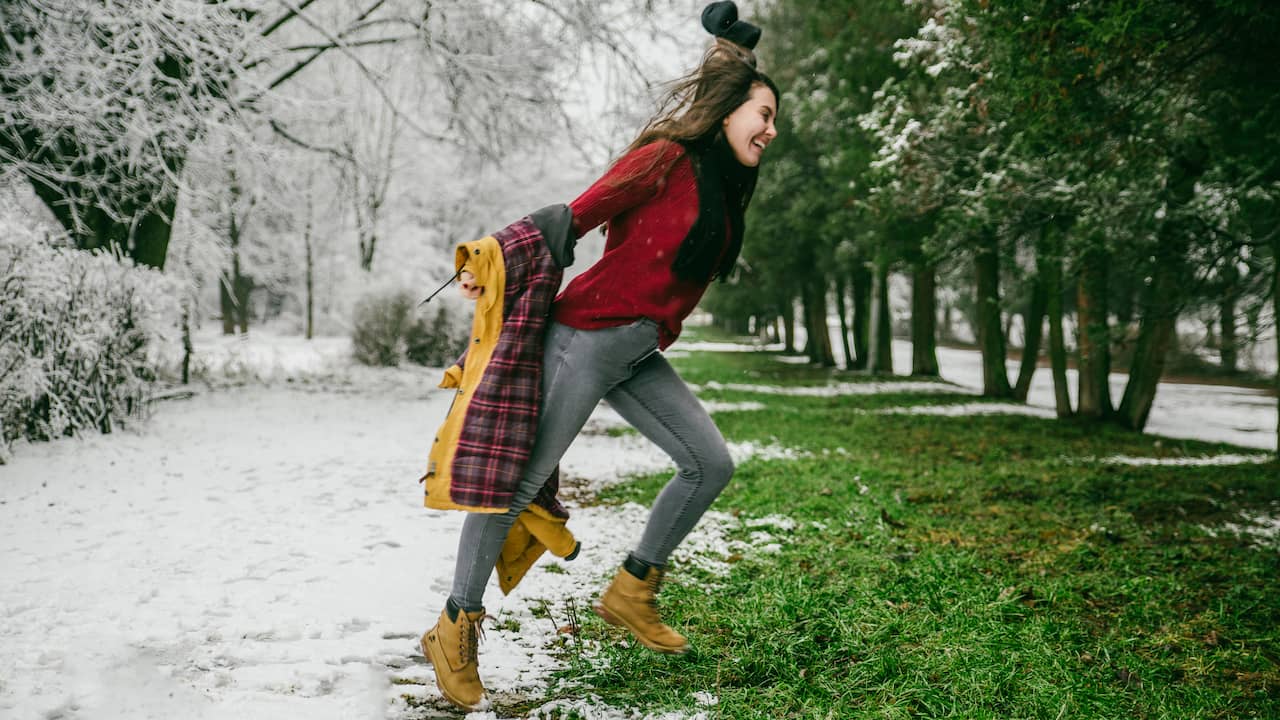 Where is the spring weather? While it snows in the Alps, hail falls here.