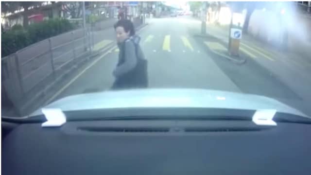 Vrouw gooit zichzelf tegen auto voor schadeclaim in China