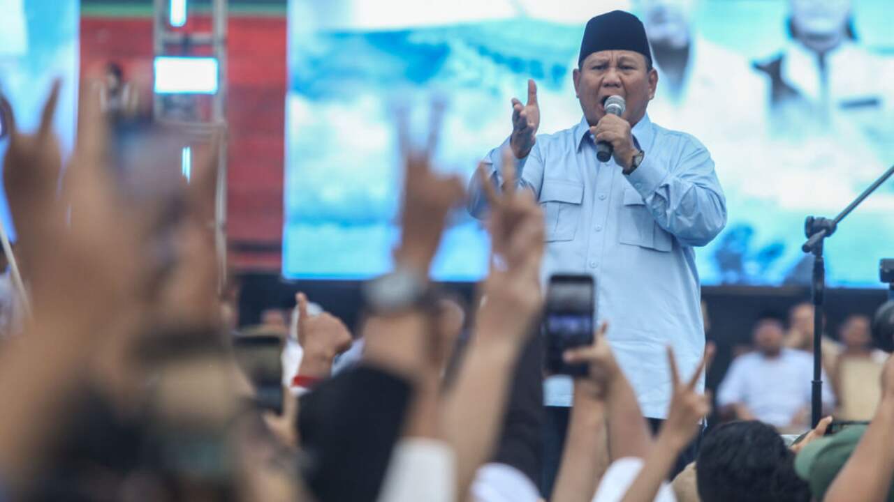 Pemilihan presiden baru Indonesia: 'kakek tampan' favorit menang |  Luar negeri