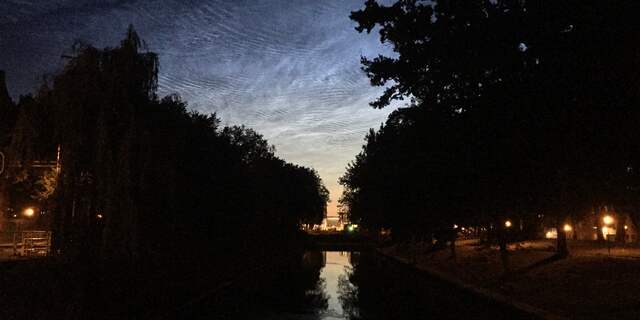 Weer veel lichtende wolken in Nederland