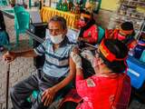 Nederland stuurt half miljoen Janssen-vaccins naar Indonesië