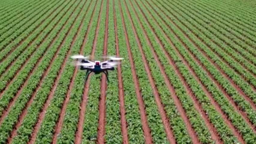 Drone voor landbouw houdt oogst in de gaten