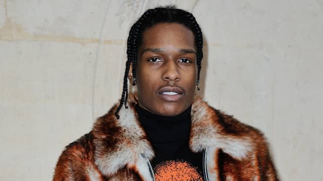 A$AP Rocky voorafgaand aan een modeshow van Dior