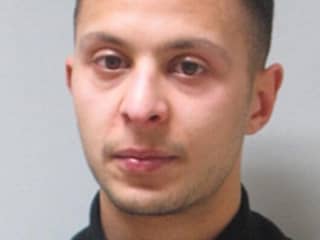 Abdeslam aangeklaagd voor schietpartij bij huiszoeking Brussel
