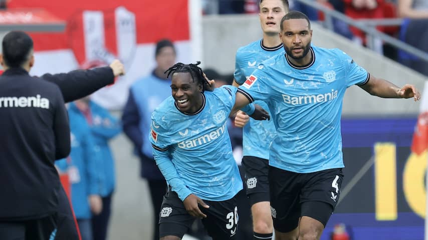 Scorende Frimpong En Bayer Leverkusen Stap Dichter Bij Historische