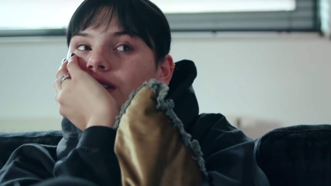 Famke Lousie emotioneel in trailer documentaire Bont Girl