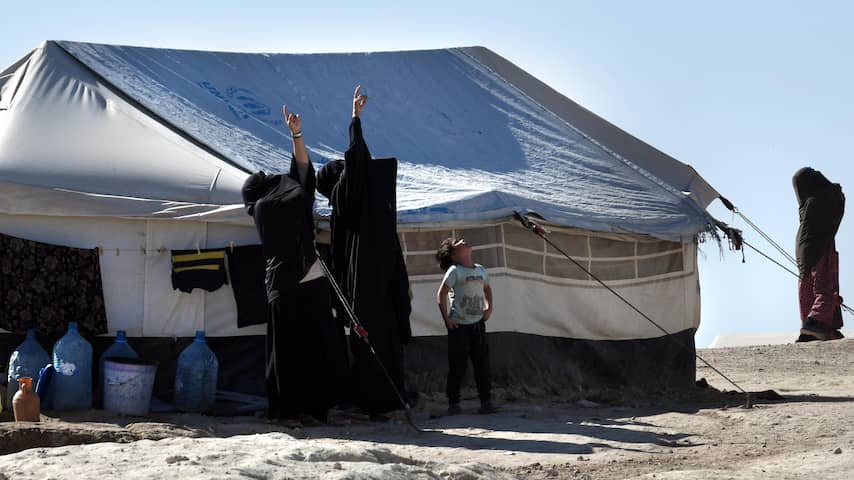 Groep Nederlandse IS-vrouwen uit Koerdisch kamp gevlucht