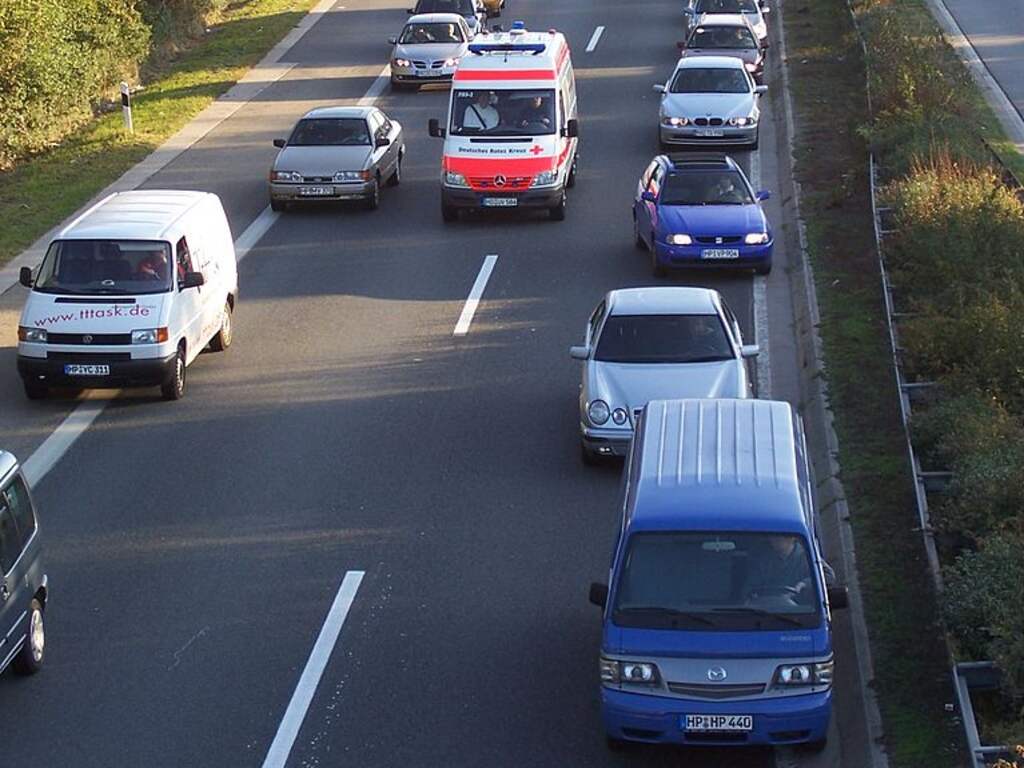 Afwijkende Buitenlandse Verkeersregels: Zo Voorkom Je Boetes Tijdens Je ...