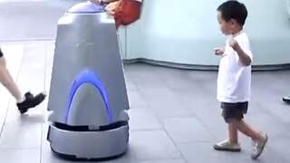 Chinezen nooit meer zonder batterij dankzij rondrijdende robot