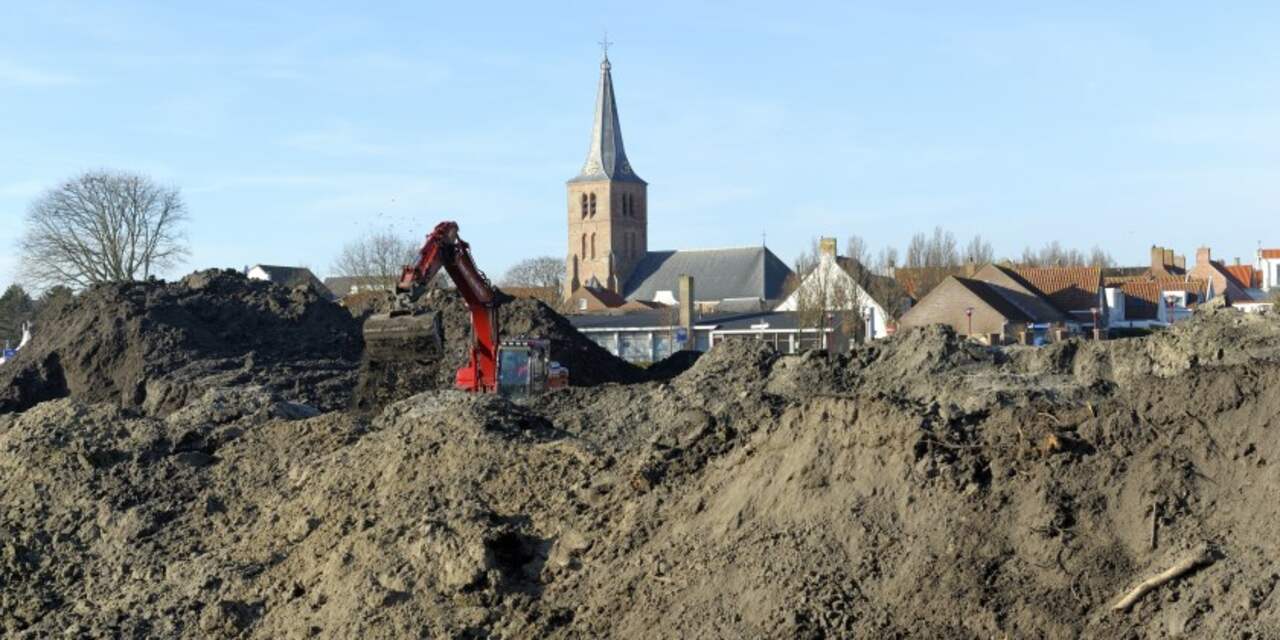 Asbest gevonden op oude Albert Heijn-locatie in Domburg