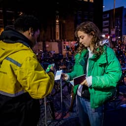 Ministerie VWS doet aangifte van handel in QR-codes voor CoronaCheck-app