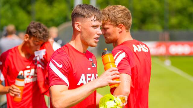 De talentvolle verdediger Sam Beukema verruilde Go Ahead Eagles voor AZ.