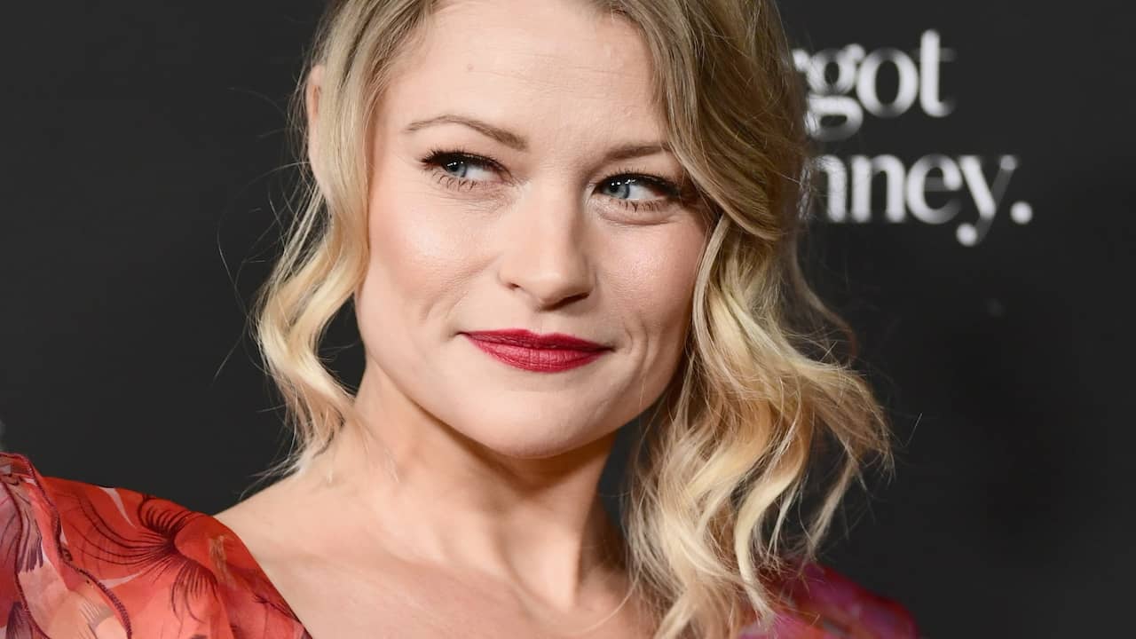 Actrice Emilie de Ravin verwacht tweede kindje | Achterklap | NU.nl