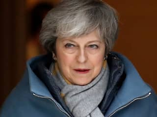 Britse premier May bereid op te stappen als haar Brexit-plan wordt aangenomen