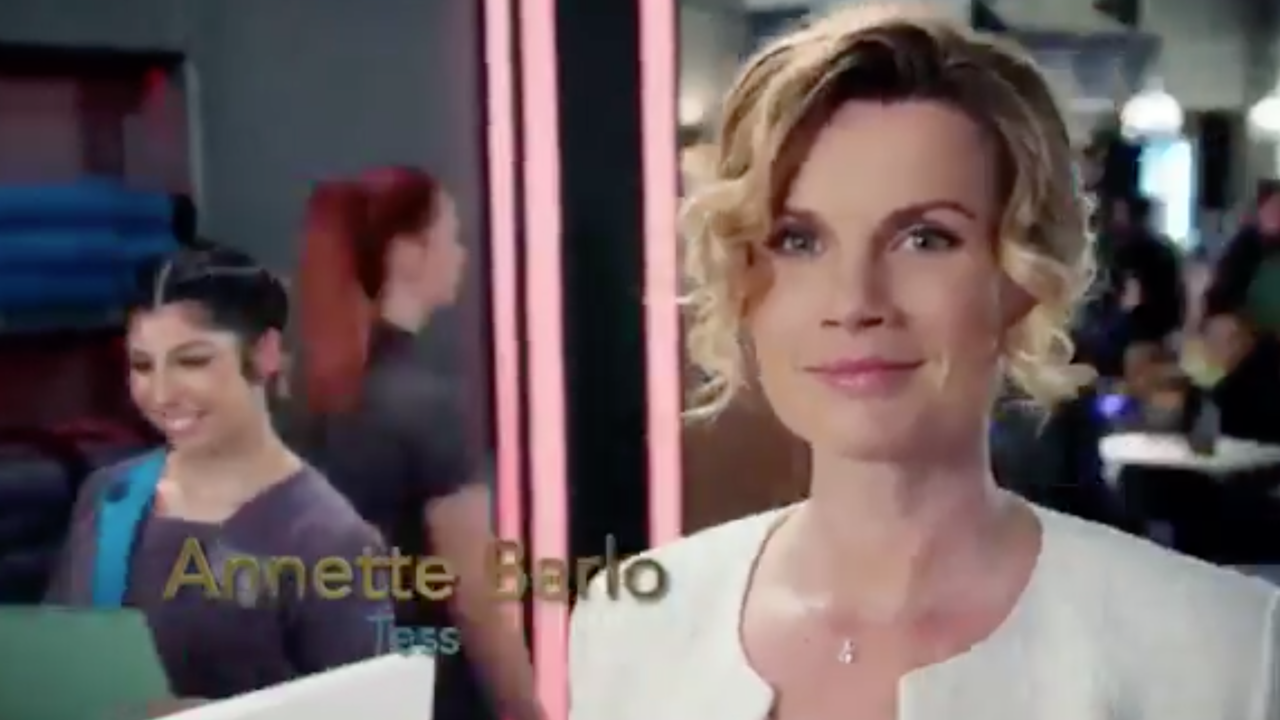 Video: Net5 toont leader van 'eerste late night soap van Nederland'