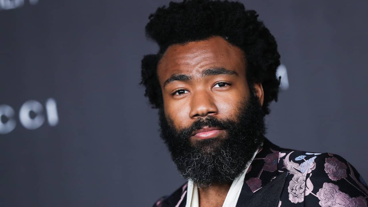 Donald Glover and Phoebe Waller-Bridge working on Mr.  and Mrs.  Smith |  NOW