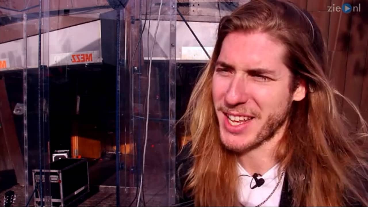 3FM-dj's over Glazen Huis mét asielkat en zónder derde dj