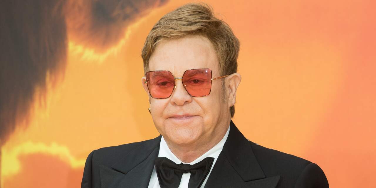 Elton John: 'Gelukkig kon ik AA-meetings houden via Zoom'