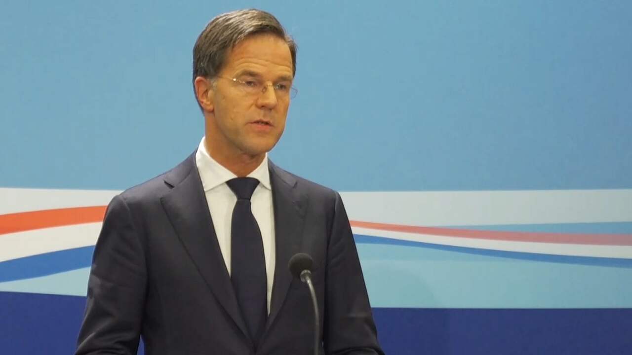 Beeld uit video: Rutte veroordeelt bedreigingen aan OMT door 'idioten'