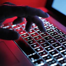Politie pakt zeventienjarige jongen uit Amsterdam op voor phishing