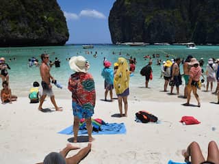Drukbezocht Thais strand 'Maya Bay' blijft tot 2021 gesloten
