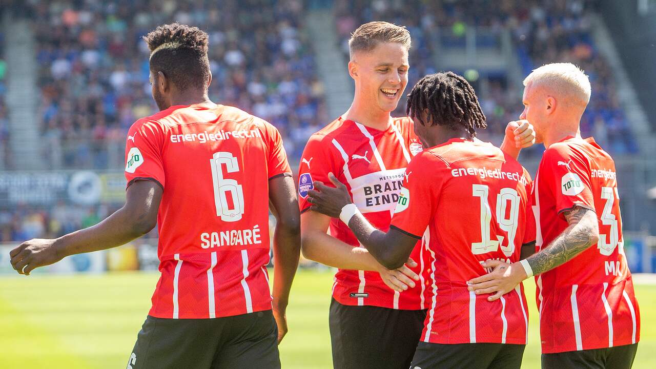 PSV sloot het seizoen positief af door PEC Zwolle te verslaan.