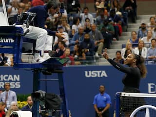 Serena Williams krijgt boete van 17.000 dollar voor wangedrag in finale