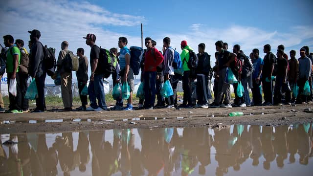 In beeld: De vluchtelingenstromen naar en in Europa