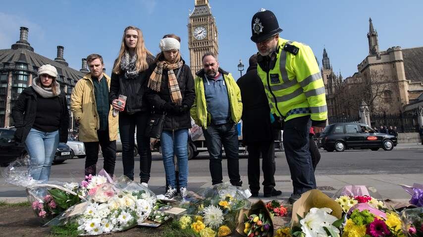 Bloemen na aanslag in Londen
