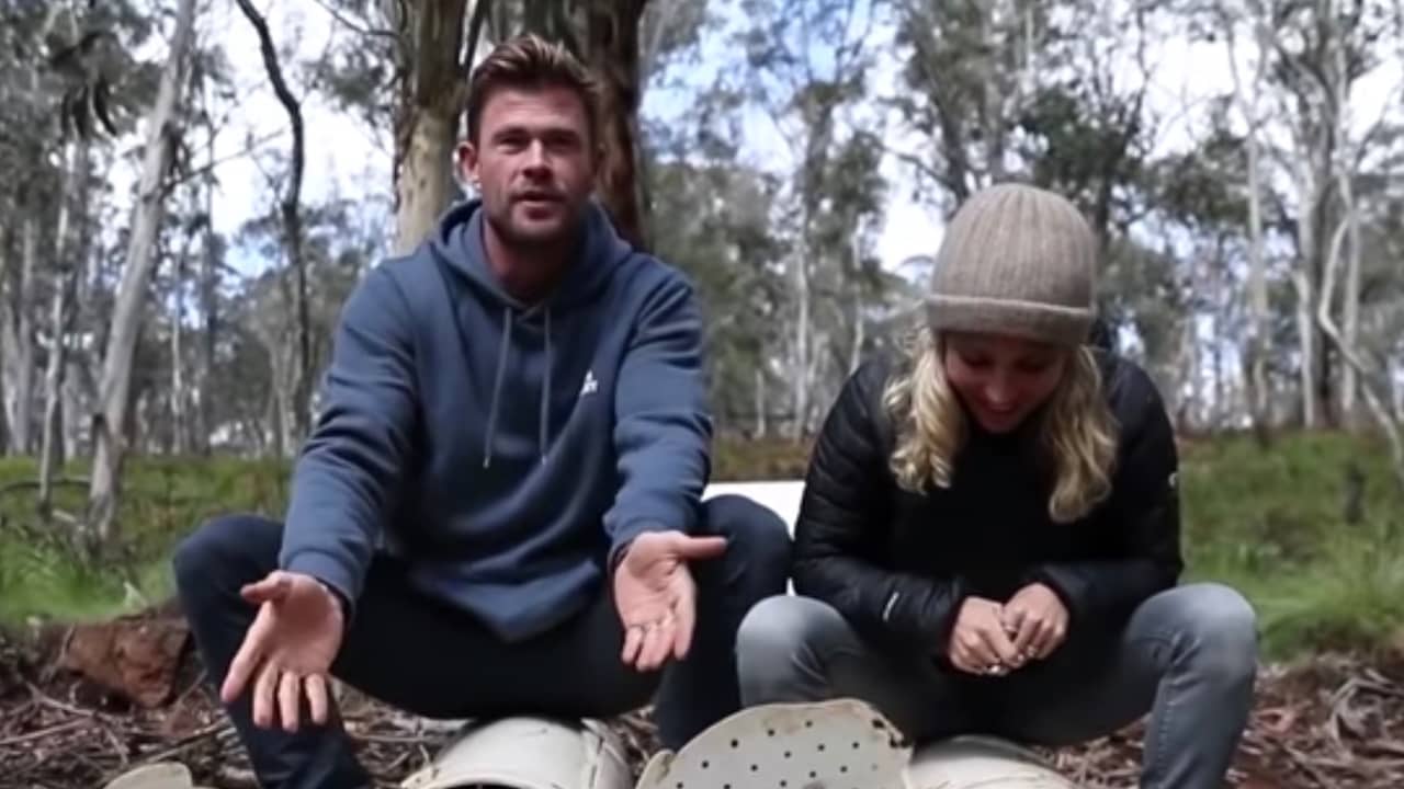 Beeld uit video: Chris Hemsworth zet Tasmaanse duivels uit op vasteland Australië