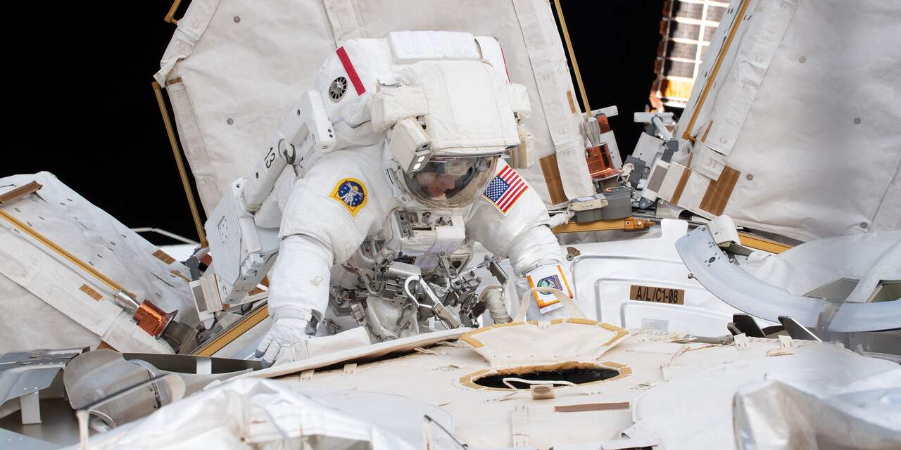 'NASA-astronaut bekeek bankgegevens van ex-vrouw vanuit ruimte'