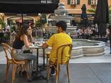 Let op je pinpas en creditcard op vakantie: zo betaal je niet te veel