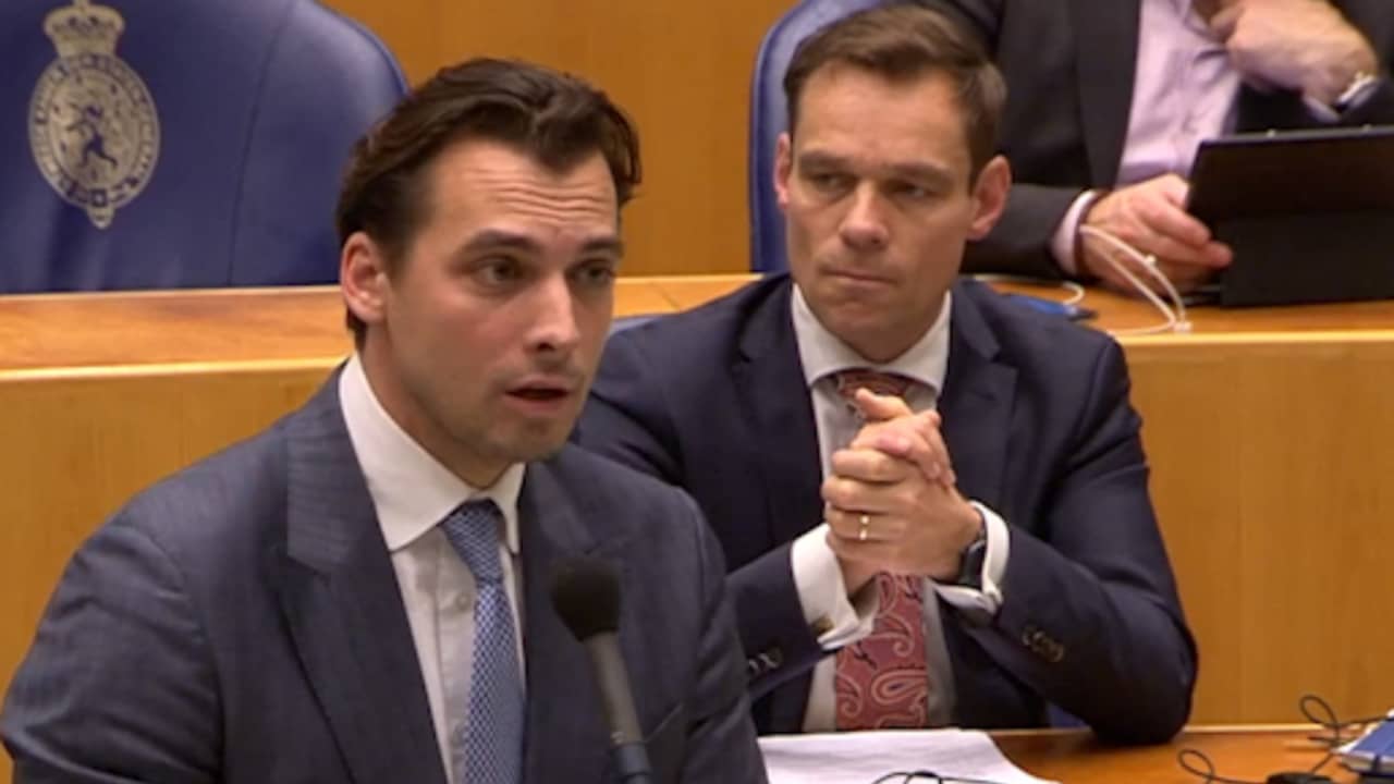 Beeld uit video: Baudet vraagt zich af of Rutte weg mag komen met 'sorry'