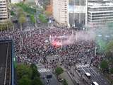 Timelapse toont hoe Feyenoord-fans feestvieren bij Hofplein