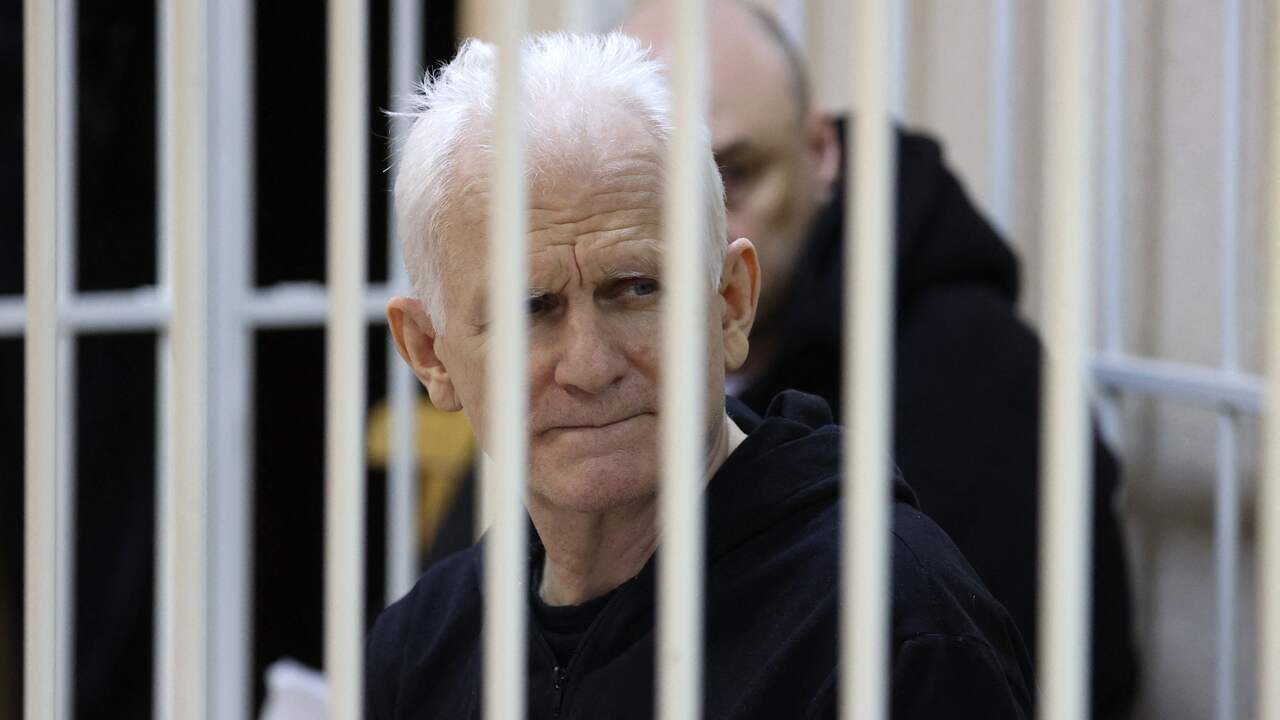Belarus Trials of 2022 Nobel Peace Prize Laureate to 10 Years in Prison |  outside