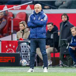 Ajax ontslaat trainer Schreuder na gelijkspel tegen FC Volendam