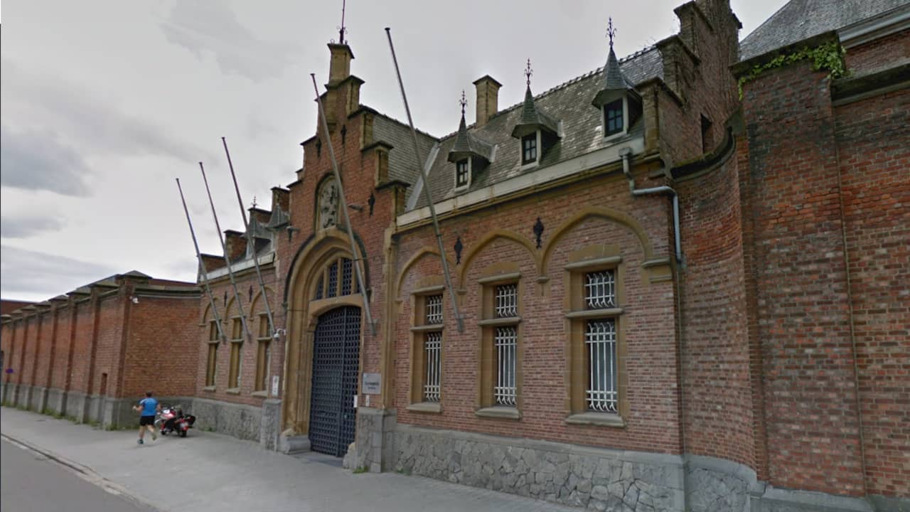 Man who escaped arrested and sent postcard to Belgian prison |  NOW