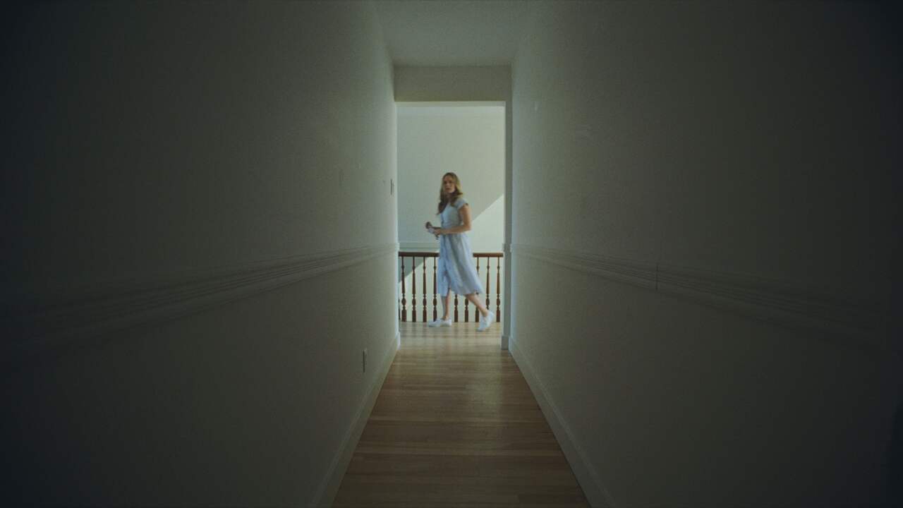 Bekijk hier de trailer van The Lodge