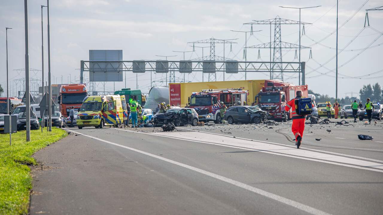 Drie doden bij ongeval met spookrijder op A2 bij Breukelen