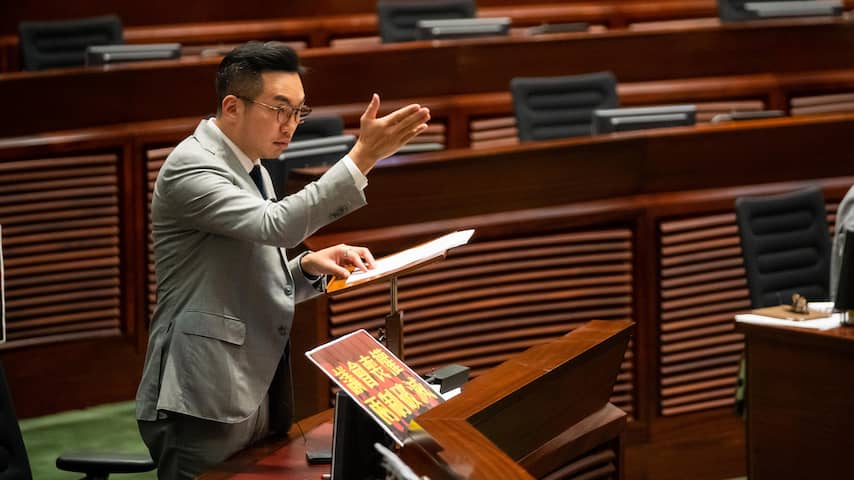 Hongkong neemt omstreden wet tegen beledigen Chinees volkslied aan