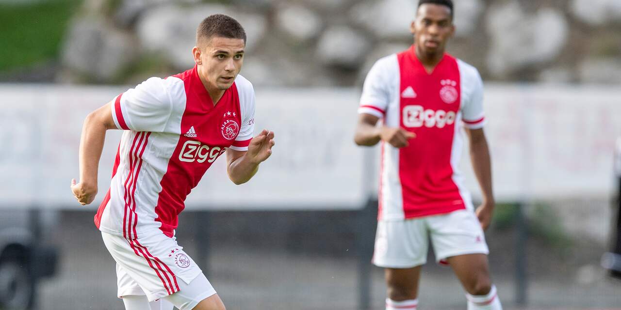 Ajax laat middenvelder Marin na een jaar naar Cagliari vertrekken