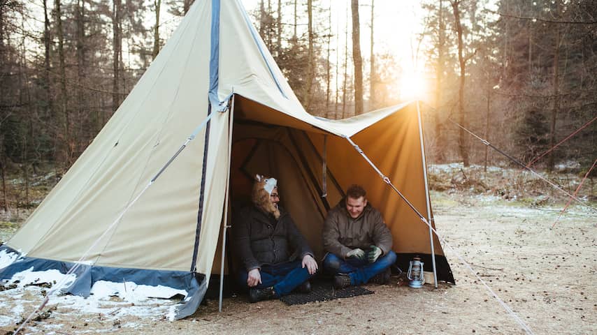 Geladen Hopelijk Bediening mogelijk Waarom steeds meer mensen in de winter kamperen | Uit en Thuis | NU.nl