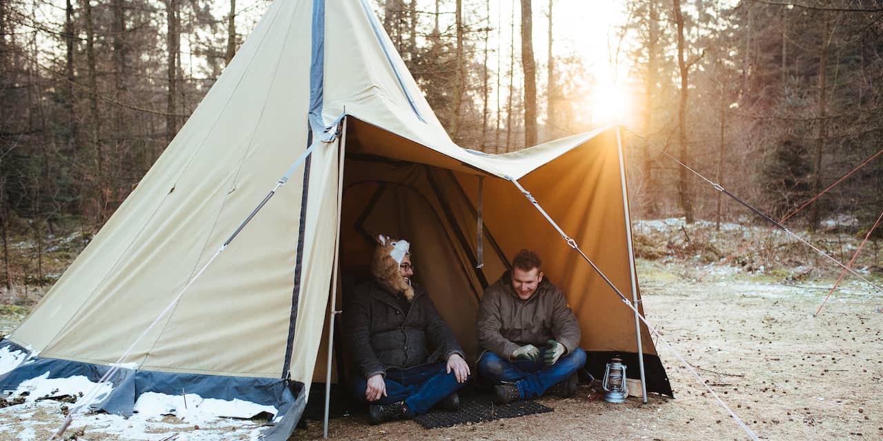 Waarom steeds meer mensen in de winter kamperen