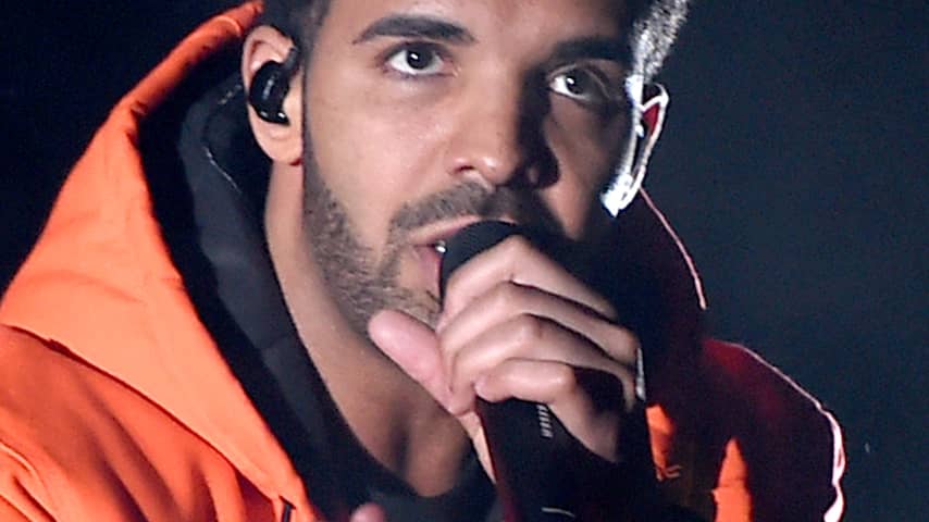 Recensieoverzicht: 'Drakes nieuwe album is minder dansvloer georiënteerd'