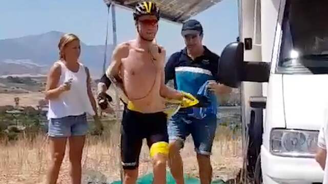 Lars Boom gaat tijdens Vuelta-rit naar wc in camper