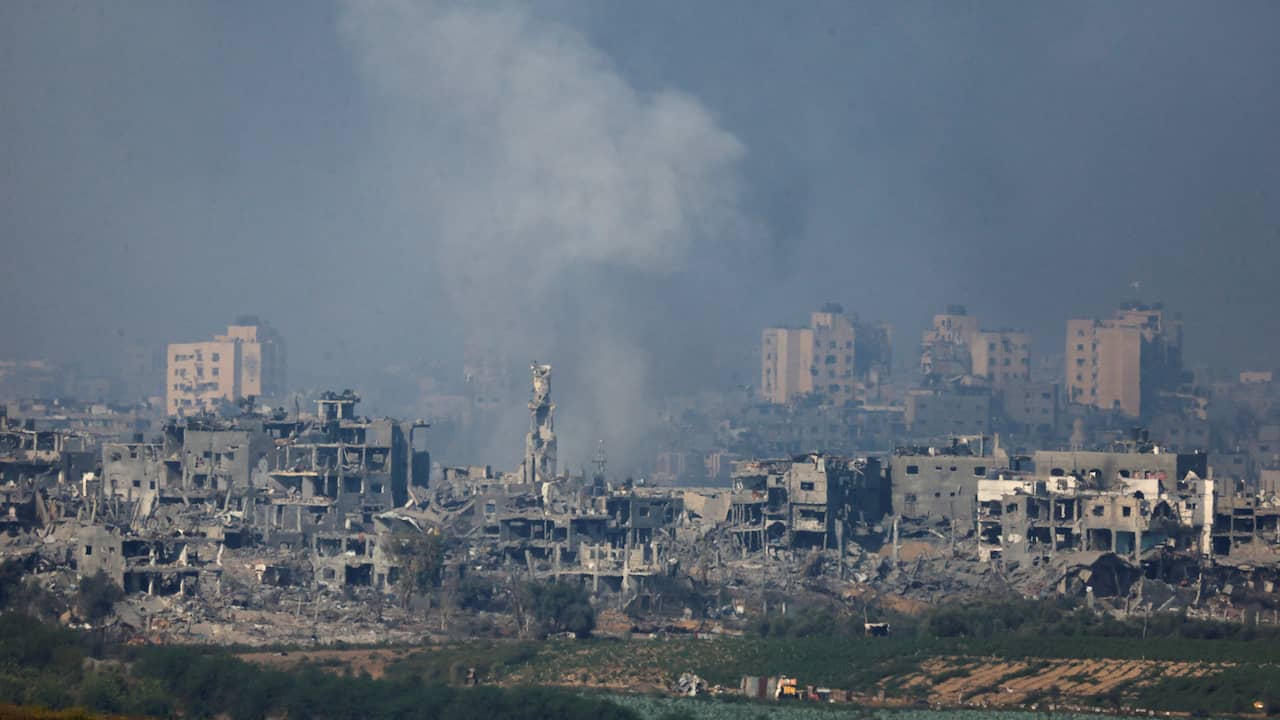 Serangan membunuh lokasi PBB, dan Israel mengirim pekerja Palestina ke Gaza  di luar