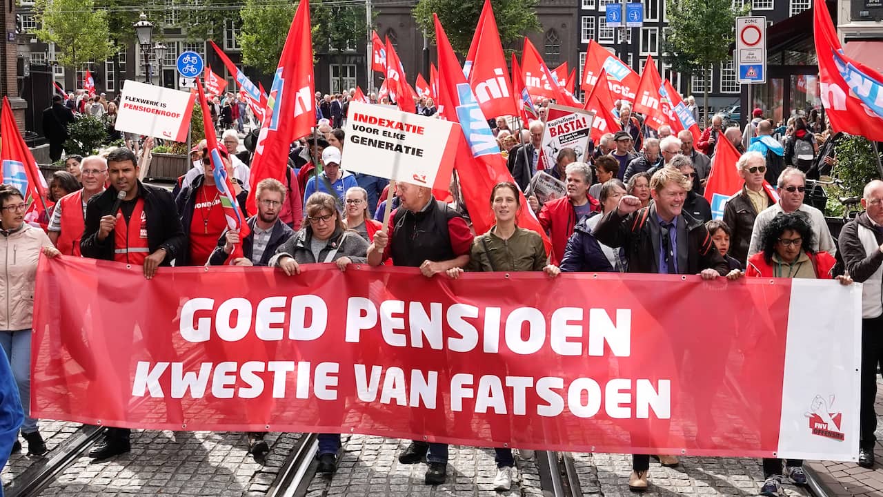Staken voor een beter pensioen Wat willen de demonstranten precies? Economie NU.nl
