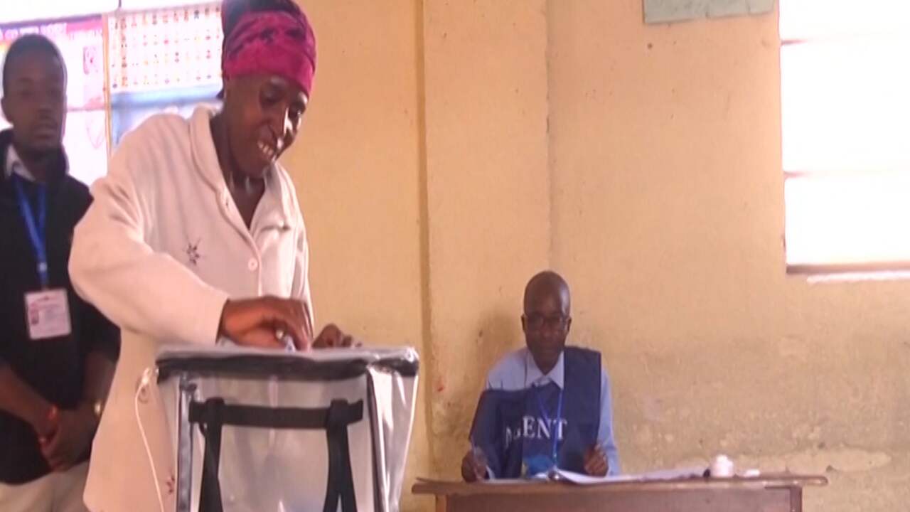 Beeld uit video: Storm hindert eerste 'vreedzame' verkiezingen in Congo